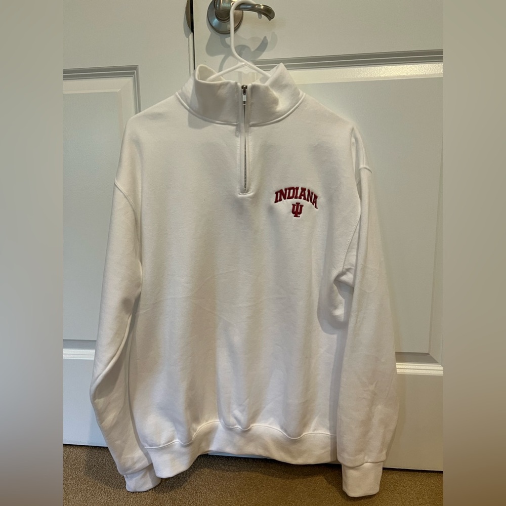 NWOT.  Indiana university woman’s sweatshirt. Great material and embroidered